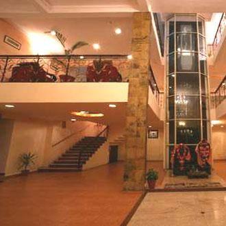 Joshīmath Sarovar Portico Badrinath酒店 外观 照片