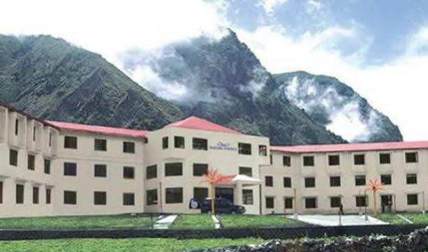 Joshīmath Sarovar Portico Badrinath酒店 外观 照片