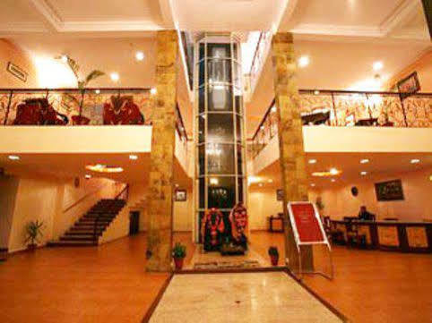 Joshīmath Sarovar Portico Badrinath酒店 外观 照片